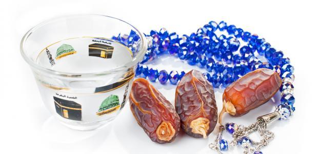 ماء زمزم وفوائده ماء زمزم وفوائده