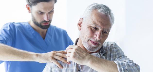 ماذا تعرف عن ألم الكتف ماذا تعرف عن ألم الكتف