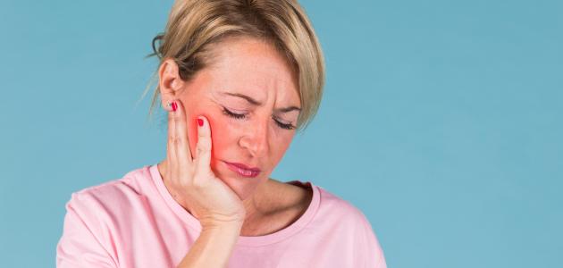 ما سبب ألم الأسنان ما سبب ألم الأسنان
