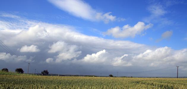 ما لون السماء ما لون السماء