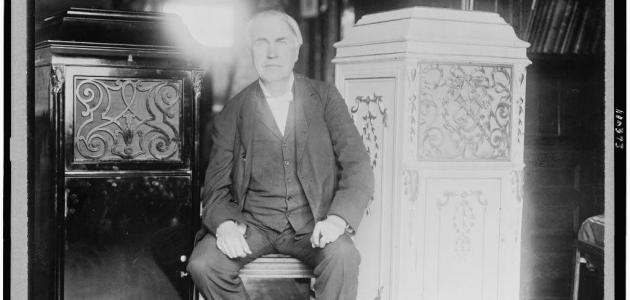 ما هو اسم مخترع الكهرباء