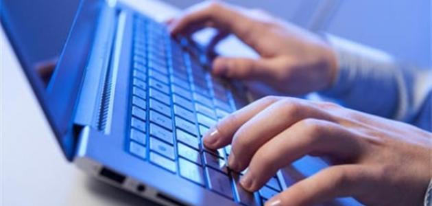 مزايا ومساوئ وسائل التواصل