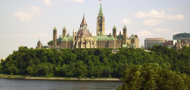 مساحة كندا وعدد سكانها مساحة كندا وعدد سكانها