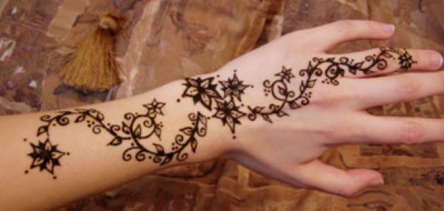 مكونات الحنة السوداء مكونات الحنة السوداء