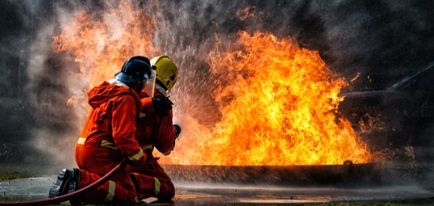 مميزات ومخاطر مهنة رجل الإطفاء مميزات ومخاطر مهنة رجل الإطفاء