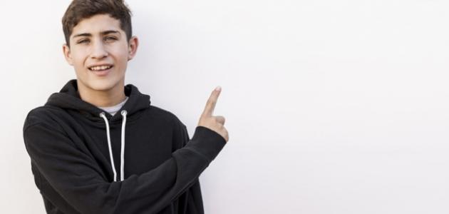 من أي سن تبدأ المراهقة