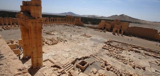 من بنى مدينة تدمر من بنى مدينة تدمر