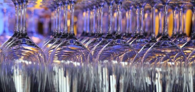 من ماذا يتكون الزجاج من ماذا يتكون الزجاج