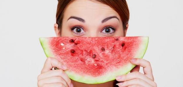 هل البطيخ يزيد الوزن هل البطيخ يزيد الوزن