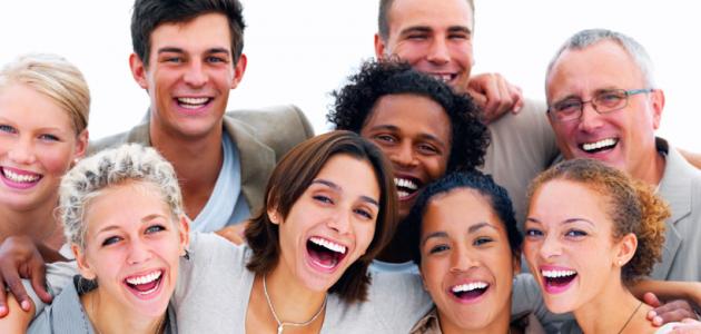 8 خطوات تعلمك كيف تضحك 8 خطوات تعلمك كيف تضحك