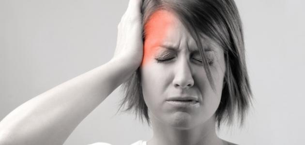 أسباب الصداع النصفي الأيمن