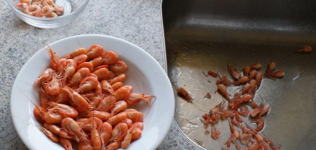 أسهل طريقة لتقشير الجمبري الصغير