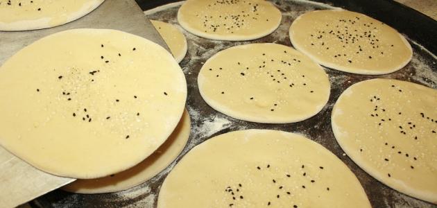 أسهل طريقة لعمل الخبز المنزلي