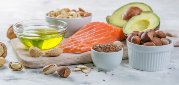 أطعمة تحتوي على دهون صحية أطعمة تحتوي على دهون صحية