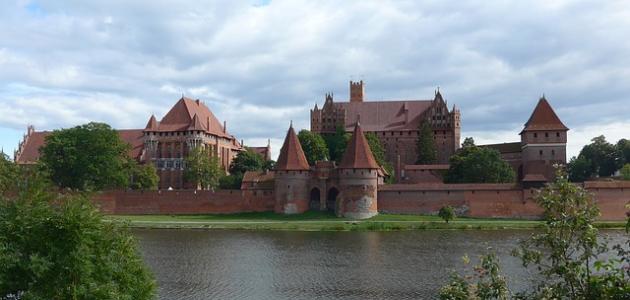 أكبر قلعة في العالم أكبر قلعة في العالم