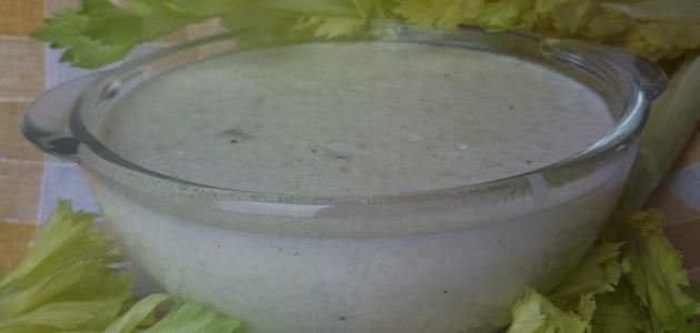 أكلات يدخل فيها الكرفس