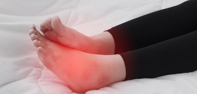 ألم القدمين