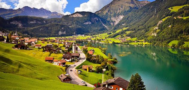 أين تقع ألبانيا