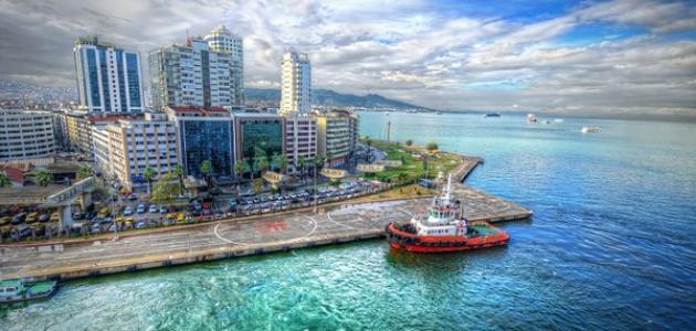 أين تقع إزمير