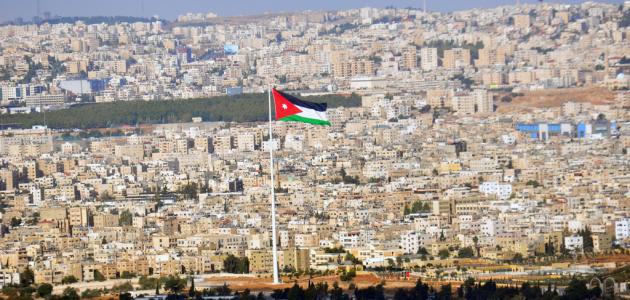 أين تقع الزرقاء