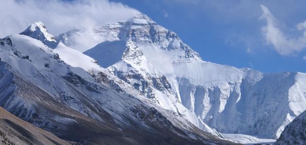 أين يقع جبل إفرست أين يقع جبل إفرست