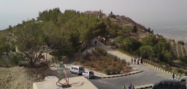 أين يقع جبل نيبو