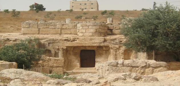 أين يوجد كهف أصحاب الكهف أين يوجد كهف أصحاب الكهف