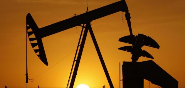 العوامل المتحكمة في أسعار البترول العوامل المتحكمة في أسعار البترول