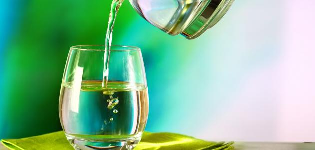 الفرق بين الكأس والكوب الفرق بين الكأس والكوب