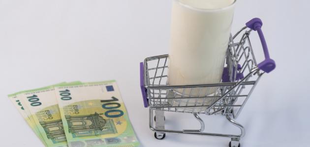 بلدان تشتهر بتصدير باللبن