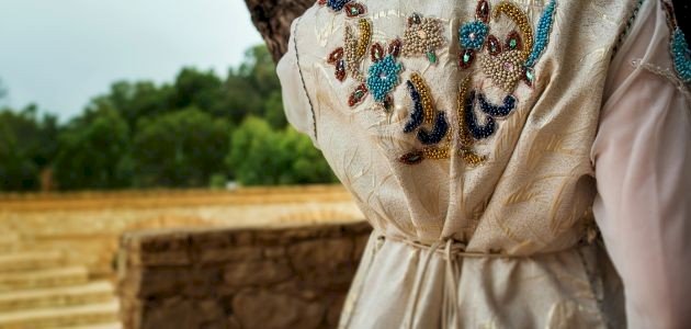 تاريخ القفطان المغربي تاريخ القفطان المغربي