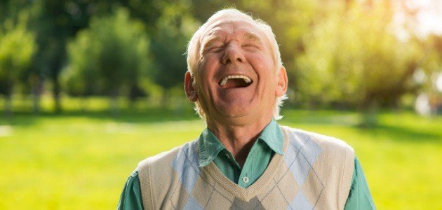 تفسير الضحك في الحلم تفسير الضحك في الحلم