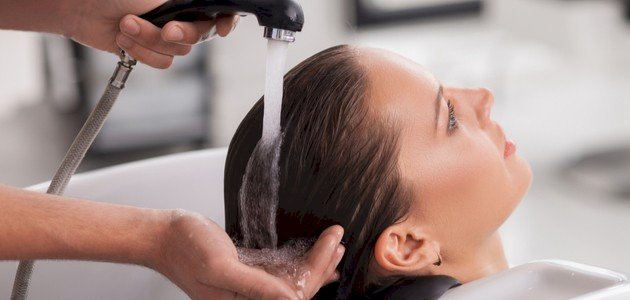 تفسير حلم تنظيف الشعر في المنام تفسير حلم تنظيف الشعر في المنام