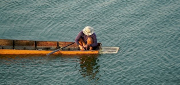 تلخيص قصة العجوز والبحر تلخيص قصة العجوز والبحر