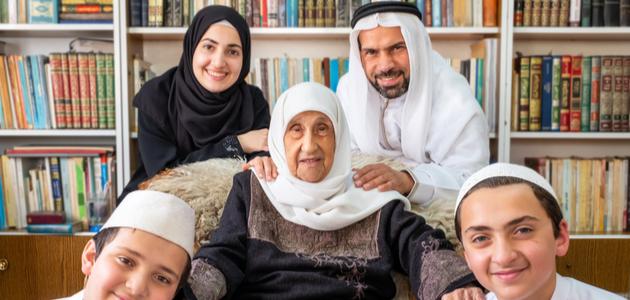 حق الوالدين في أموال الأبناء حق الوالدين في أموال الأبناء