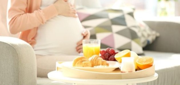 حكم إفطار يوم عرفة للحامل