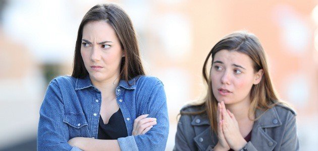 حكم عن الأصدقاء السيئين في الحياة