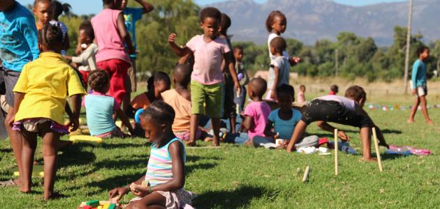 خصائص مرحلة الطفولة خصائص مرحلة الطفولة