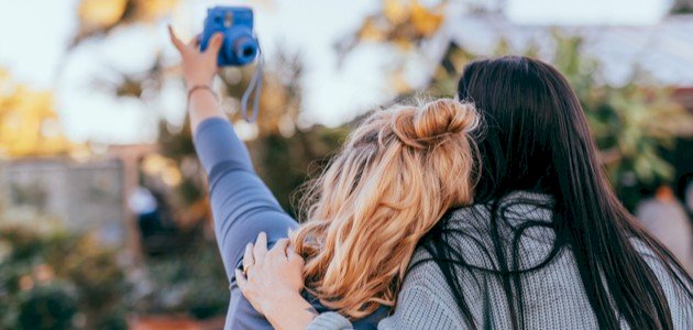 رسائل صباحية مضحكة للأصدقاء