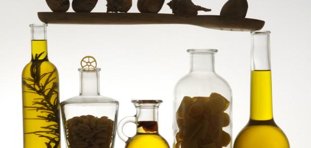 زيت الخروع لتكثيف الشعر زيت الخروع لتكثيف الشعر