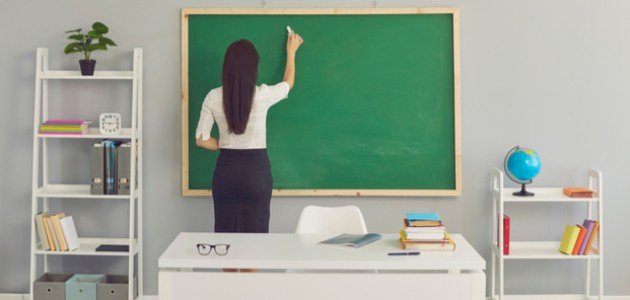 شعر عن المعلم شعر عن المعلم