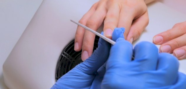 شكل الأظافر الصحية شكل الأظافر الصحية