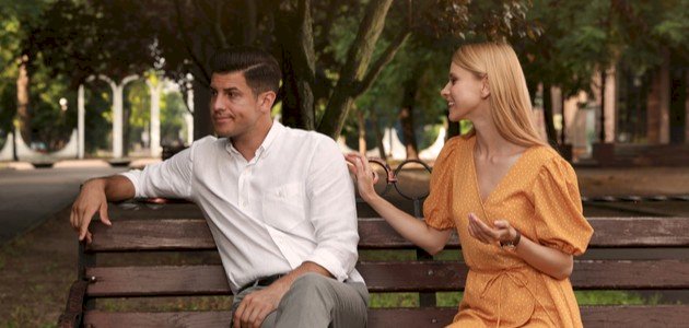 صفات الإنسان الثرثار صفات الإنسان الثرثار