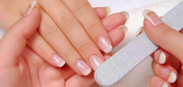طرق تطويل الأظافر بسرعة