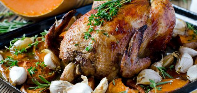 طريقة الدجاج المحشي بالفرن طريقة الدجاج المحشي بالفرن