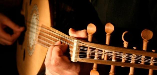 طريقة العزف على العود طريقة العزف على العود