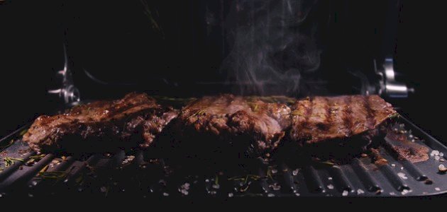 طريقة تتبيلة اللحم المشوي في الفرن