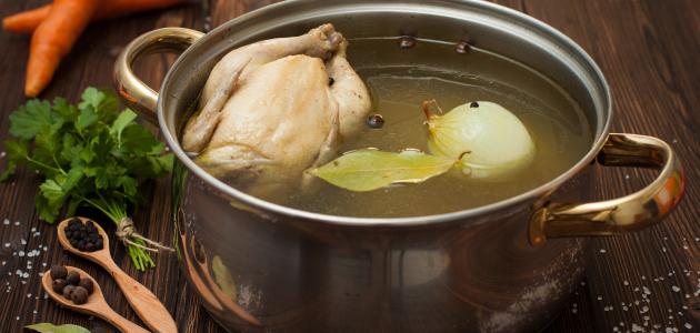 طريقة سلق الدجاج طريقة سلق الدجاج