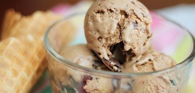 طريقة صنع الآيس كريم بدون آلة