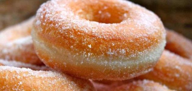 طريقة عمل الدونات بالكريمة